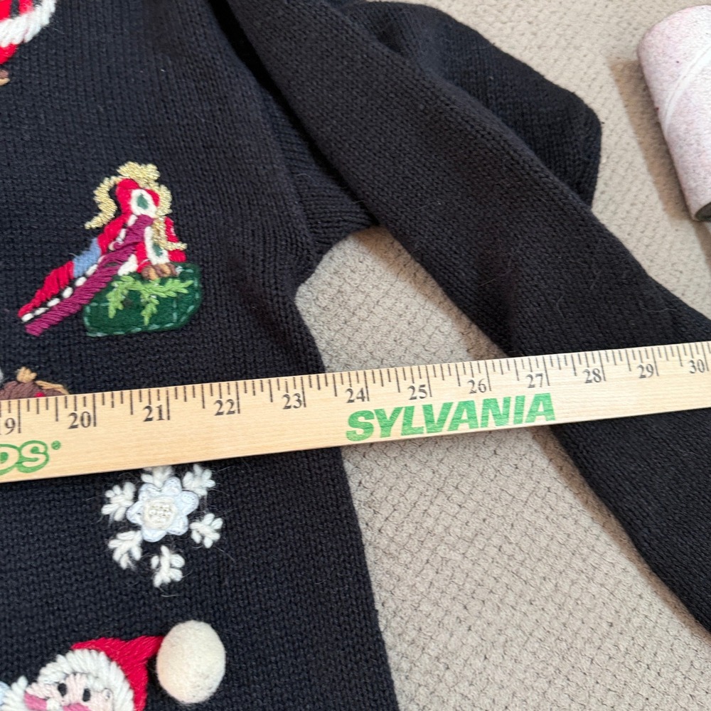 Vintage 2000s Heirloom Collectibles Santa Christmas Cardigan Sweater Black XL - Picture 6 of 6